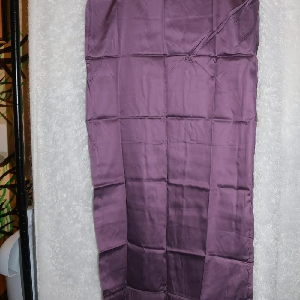 Select Comfort set of 2 purple pillowcases purple 310 thread count 42x22